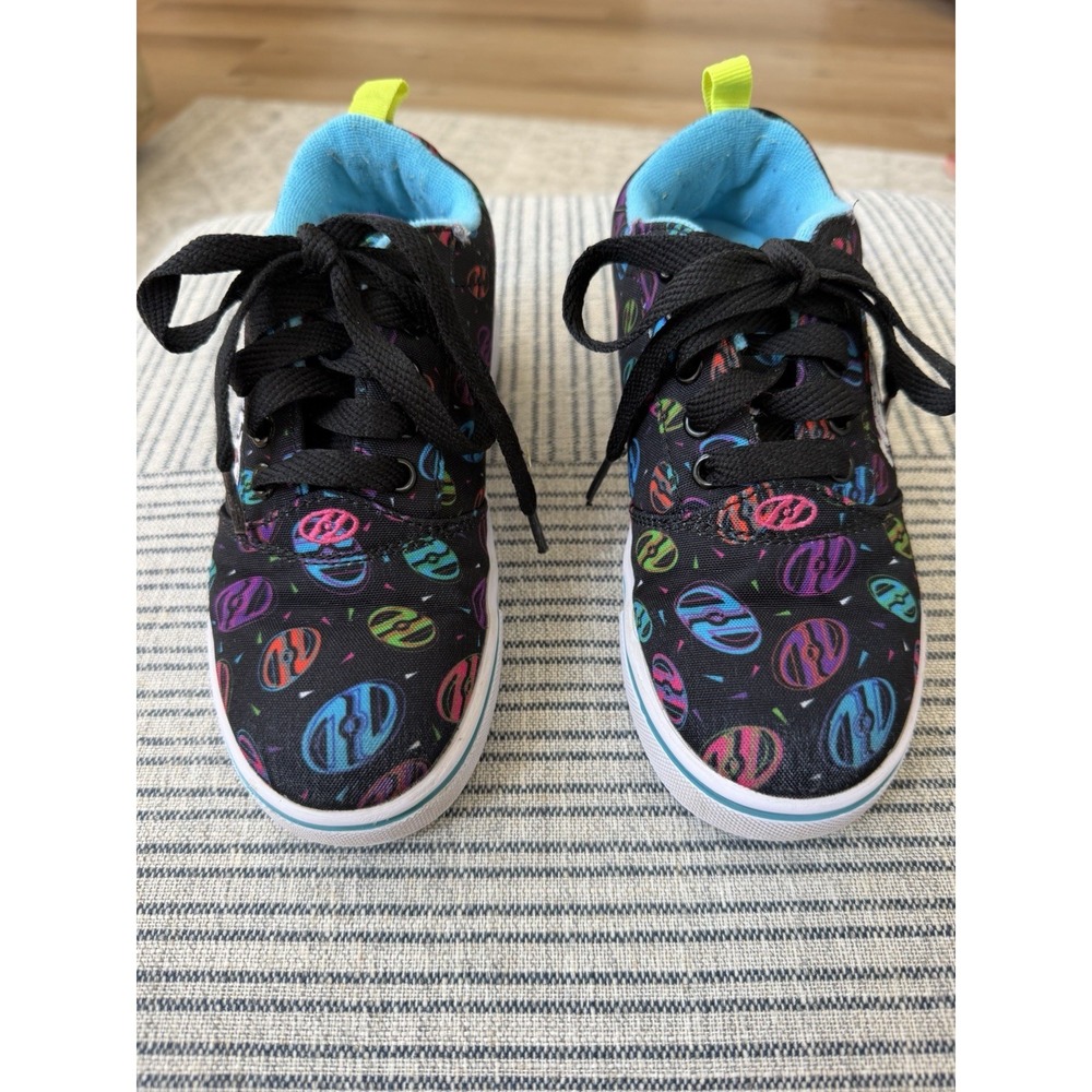 Heelys Pro 20 Prints Youth Size 2 Black Multi Logo Roller Skate Shoes Wheels